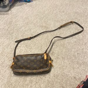 Authentic Louis Vuitton Crossbody